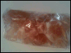 Rotes Himalayasalz im ganzen zum mahlen